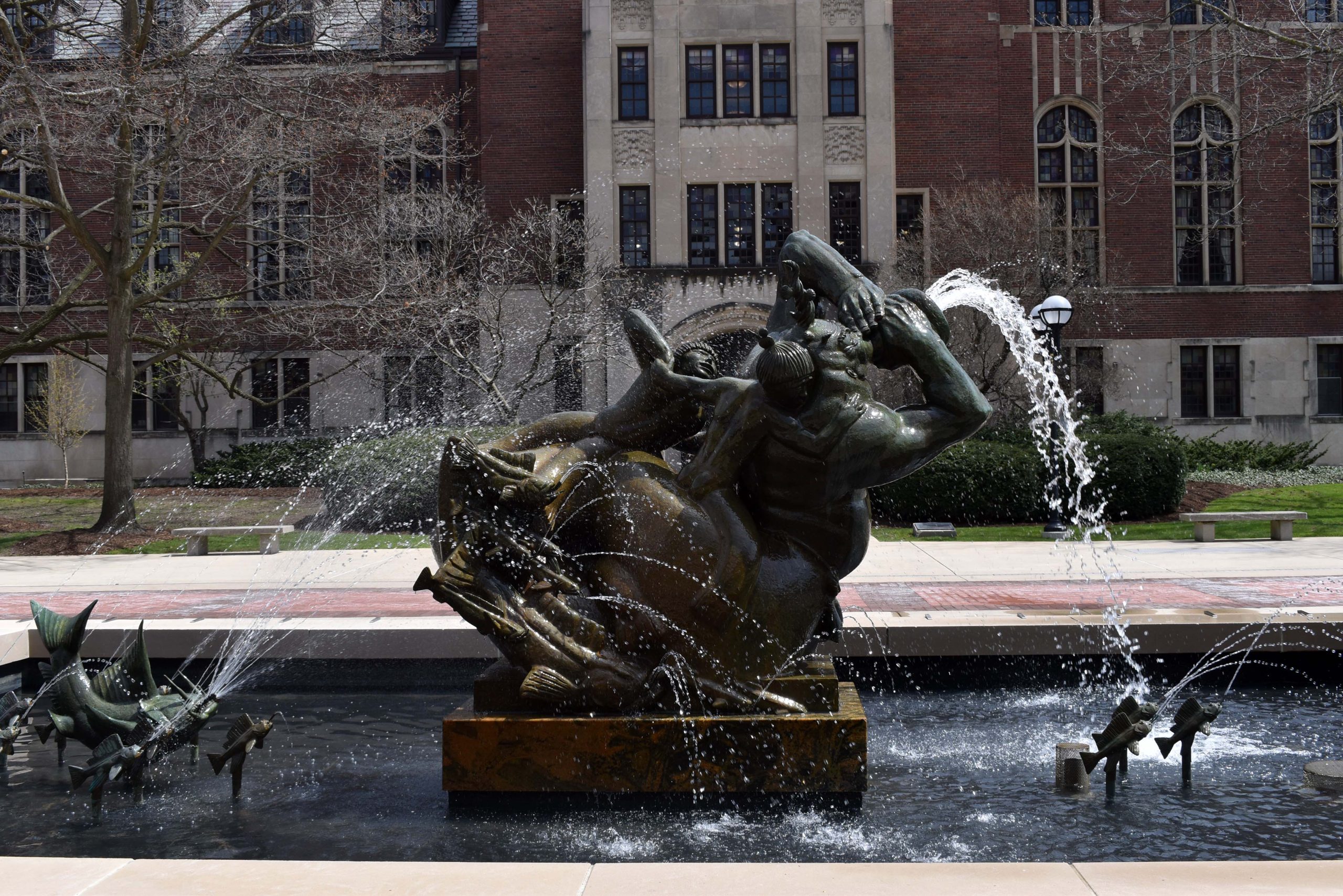 fountain on Ingalls mall